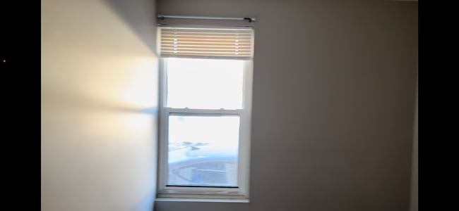 Building Photo - 390 Sundial Dr