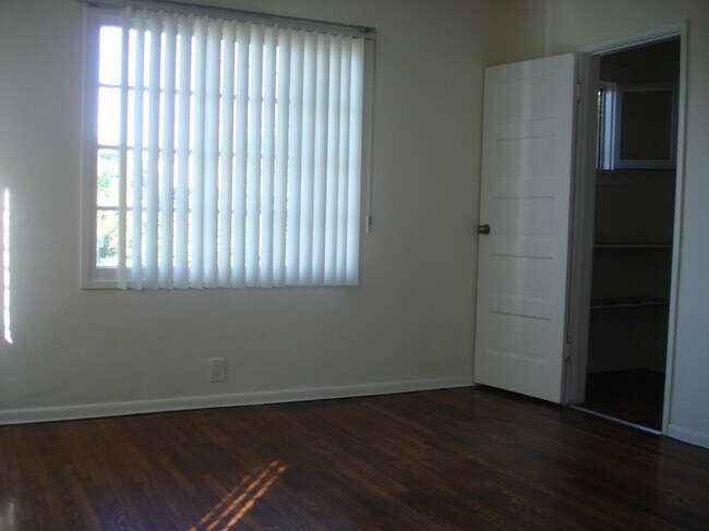Building Photo - 3705 Hughes Ave