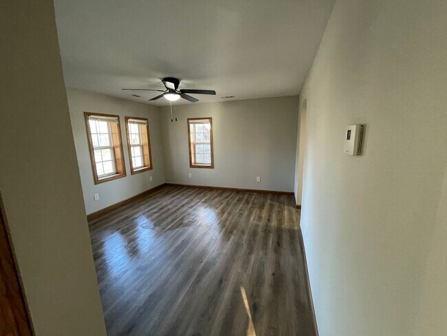 Living room - 620 E 14th St