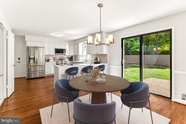 Foto del edificio - 6294 Dunaway Ct
