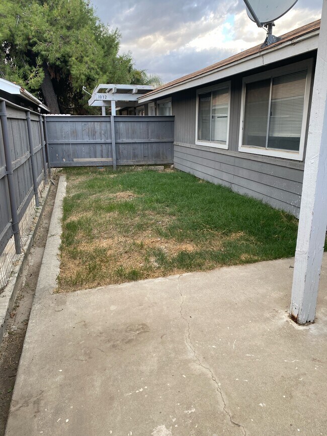 Foto del edificio - 1034 Kaweah St