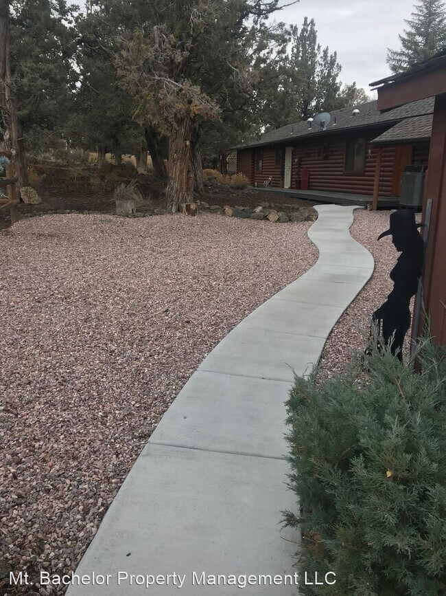 Building Photo - 3 br, 2 bath House - 64646 MCGRATH RD