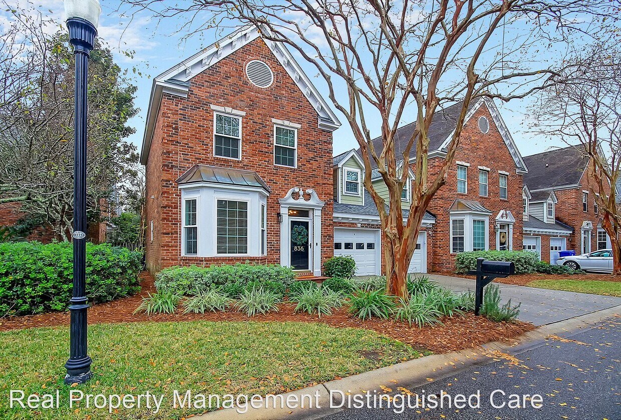 Foto principal - 3 br, 2.5 bath House - 836 Fountain Lane