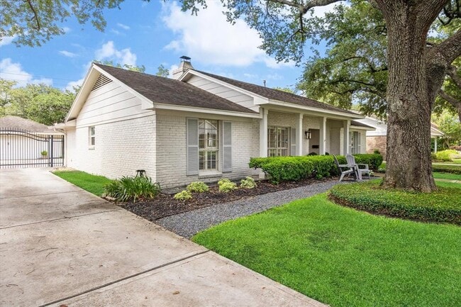 Building Photo - 7810 Pagewood Ln