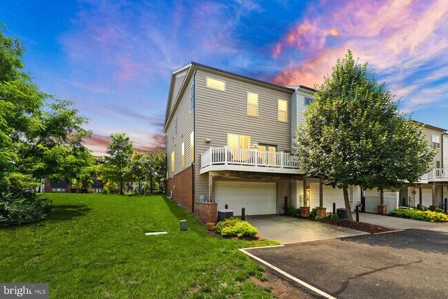 Foto del edificio - 43378 Old Ryan Rd