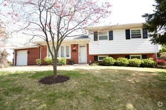 Building Photo - 1113 Chiswell Ln
