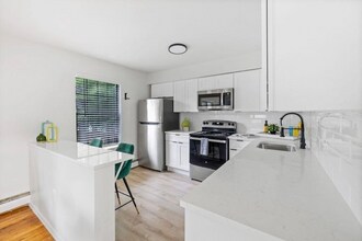 Interior Photo - Princeton Gardens