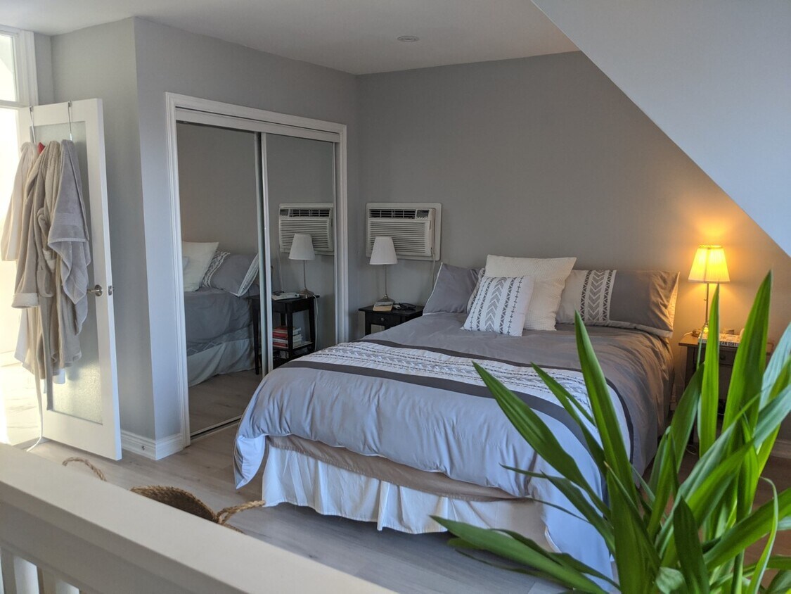 Photo principale - 371 Woodbine Av