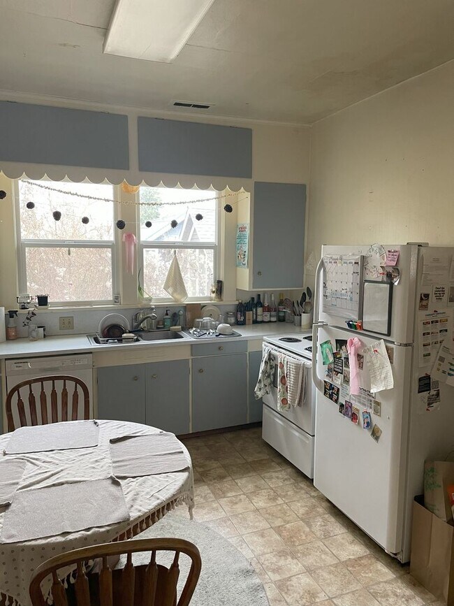 Foto del edificio - 820/822 High St