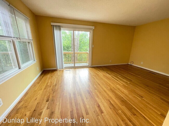 Building Photo - 4 br, 3.5 bath House - 703-A Edwards St.
