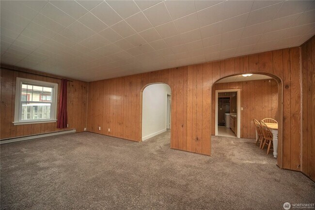 Foto del edificio - 302 S Walnut St