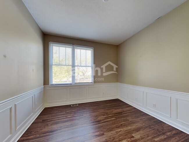 Building Photo - 13592 Ashbury Dr