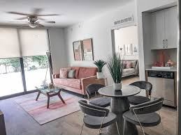 Foto del edificio - 6487 SW 8th St