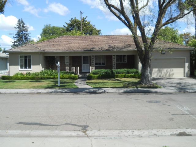 Primary Photo - 1115 W Mariposa Ave