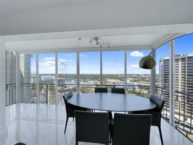 Building Photo - 11111 Biscayne Blvd