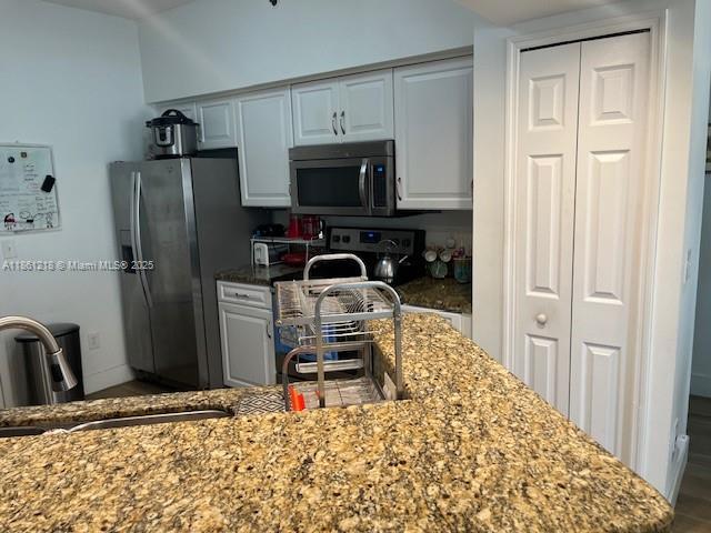 Foto del edificio - 3215 NE 184th St