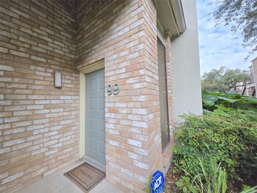 Foto principal - 8100 Cambridge St