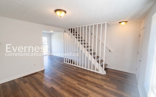 Foto del edificio - 3674 Arnelle Rd