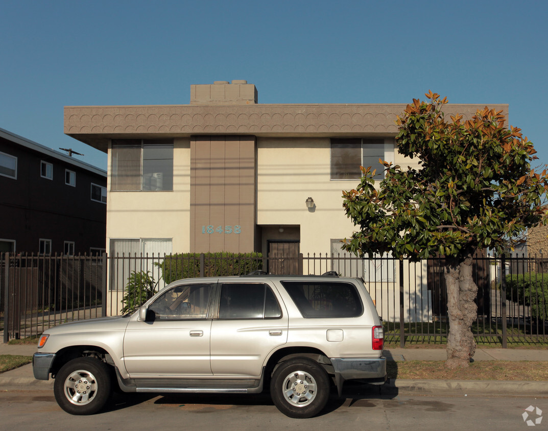 Foto del edificio - 18458 S Normandie Ave