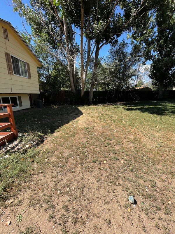 Foto del edificio - 4322 Driftwood Dr