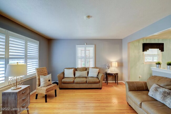 Building Photo - 3031 Don Dee Dr