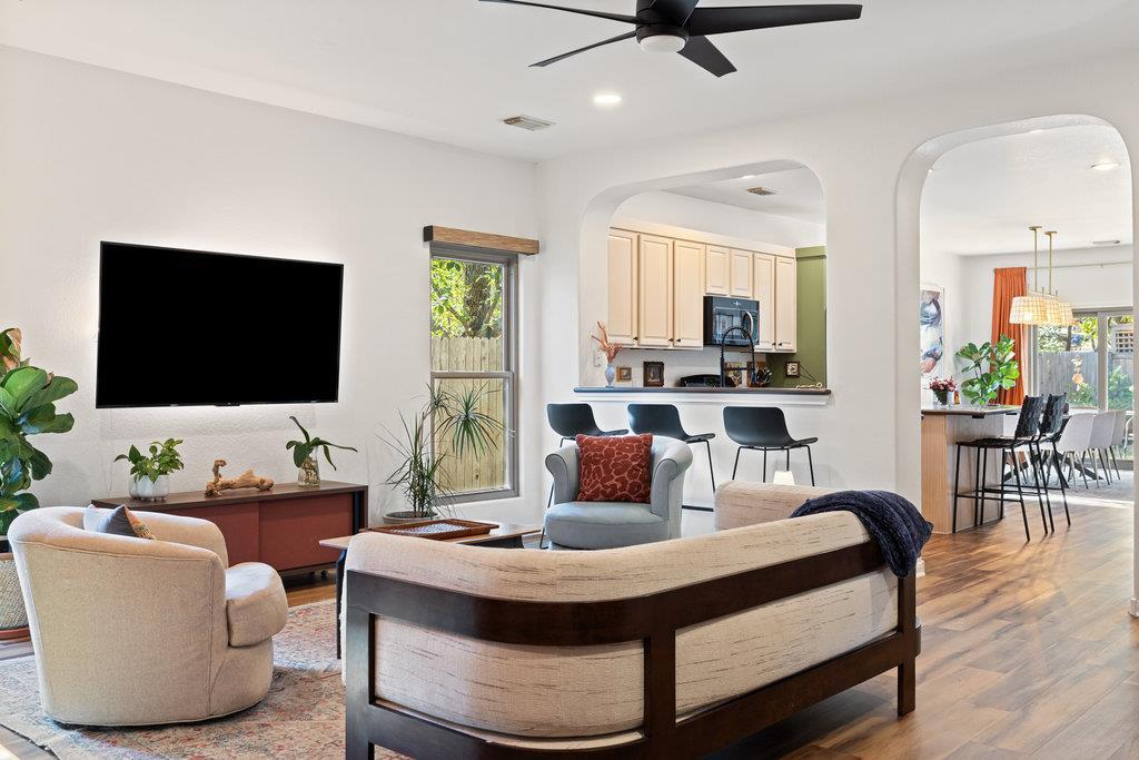 Foto principal - 2205 Amur Dr