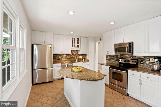 Foto del edificio - 1632 Morrill Ct