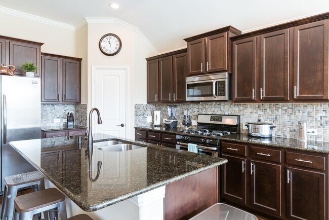 Foto del edificio - 4442 Firebrush Ln