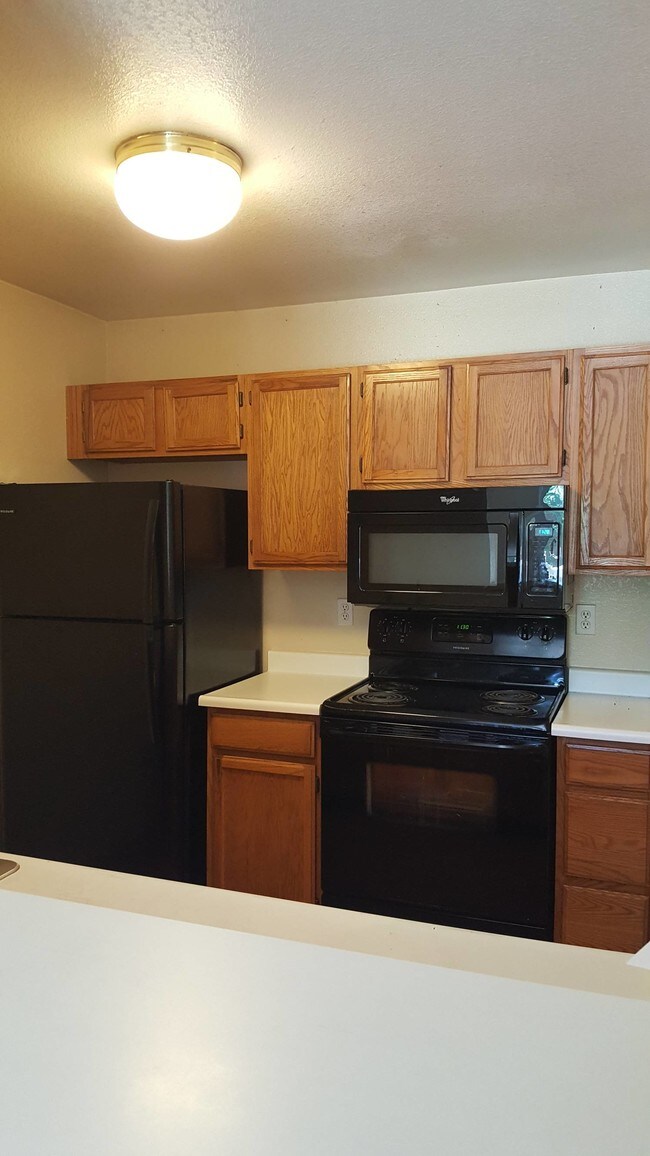 Foto del edificio - 2820-2817 17th Ave