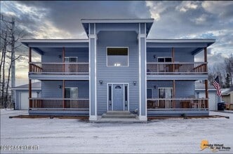 Building Photo - 5040 Mainsail Ave
