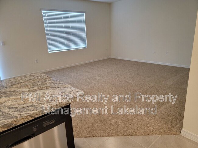 Building Photo - 451 Boardwalk Ave