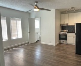 Interior Photo - Chateau Mariwood