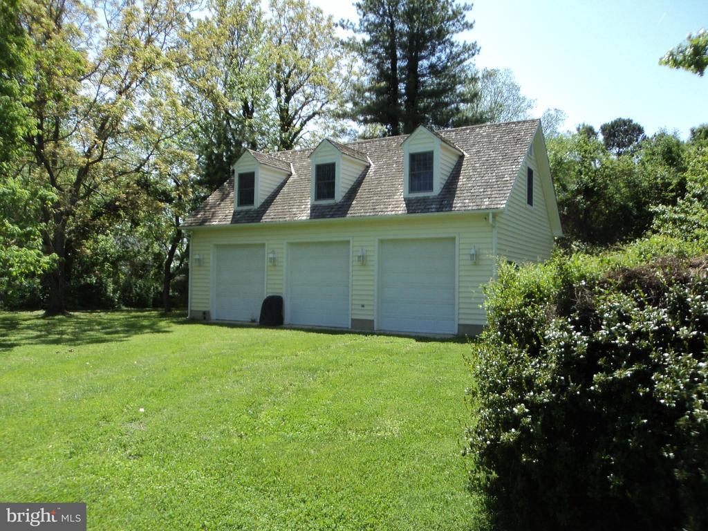 Primary Photo - 5757 Poplar Ln