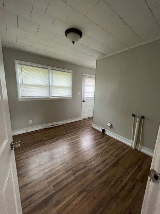 Foto del edificio - 2 bed 1 Bath Home Mount Airy NC