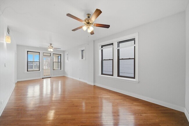 Foto del edificio - 2908 W Palmer St