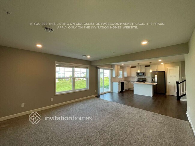 Foto del edificio - 1261 Upper 143rd Ct E