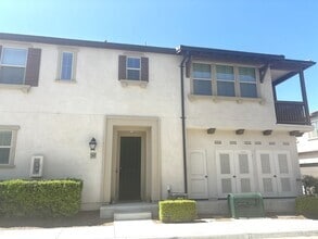 Building Photo - 2848 E Berry Loop Privado