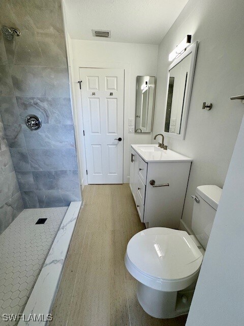 Primary Photo - 708 SE 11th Pl