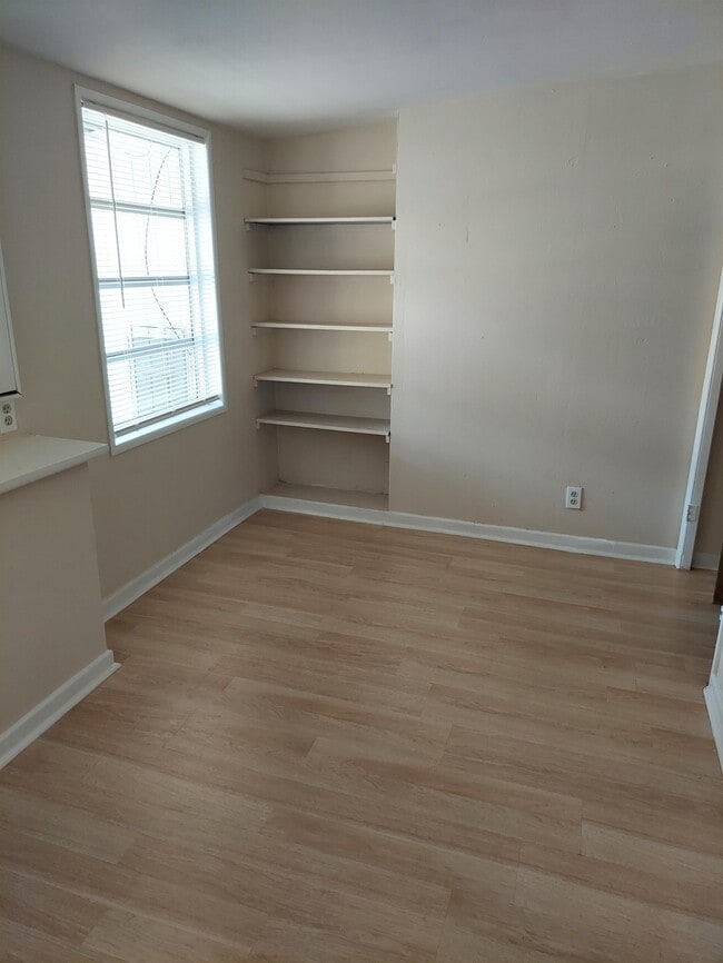 Photo - 1915 Hill Ave House