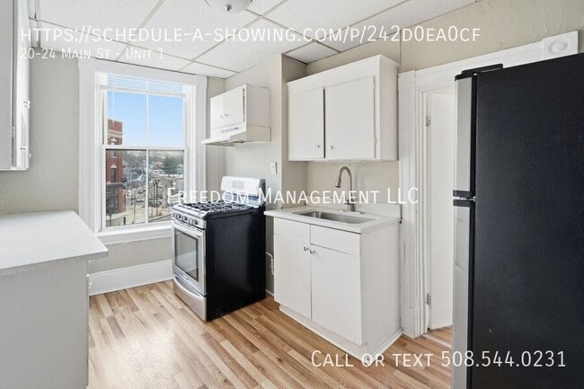 Building Photo - 20-24 Main St-Unit 1