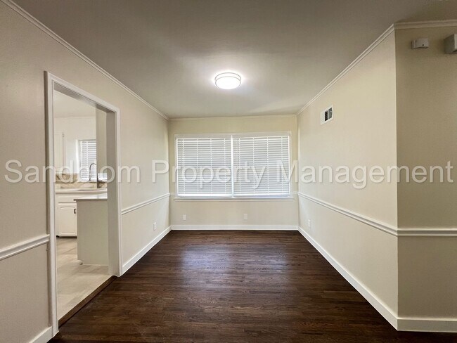 Foto del edificio - For Lease | $1300 Rent | Available Now!