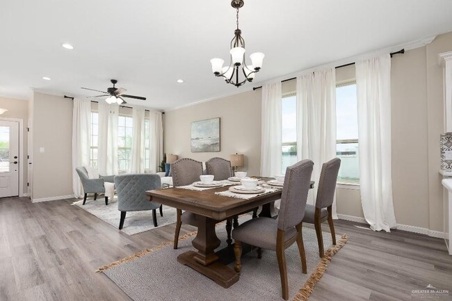 Foto del edificio - 14323 Mountain Ridge Ln