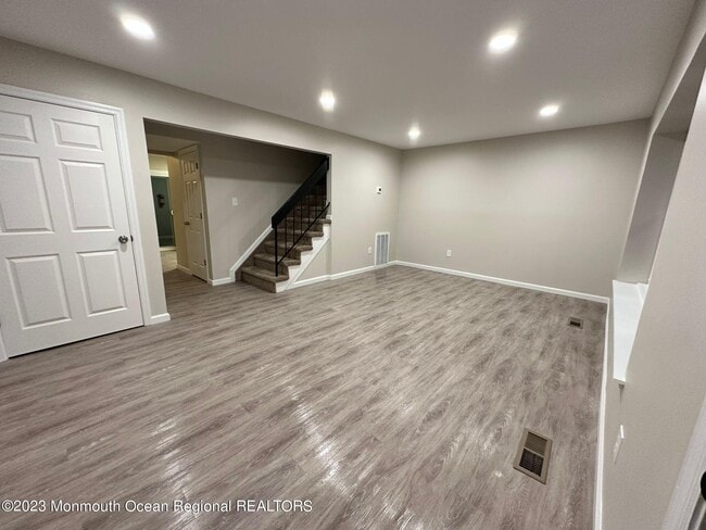 Building Photo - 230 Coventry Dr