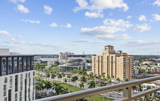 Foto del edificio - 550 Okeechobee Blvd