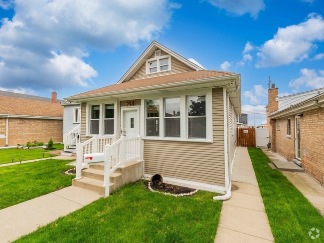 Building Photo - 3525 S 52nd Ct