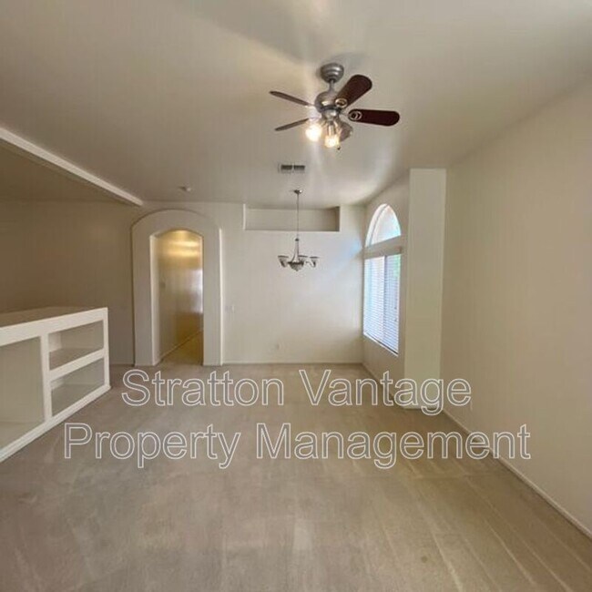 Foto del edificio - 16838 S 23rd St