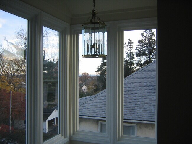 Views from kitchen - 31 Woodbury Ave