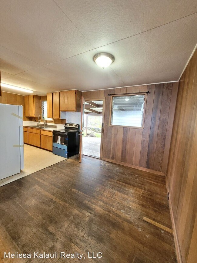 Building Photo - 3 br, 1.5 bath House - 55 Kaikuono Street