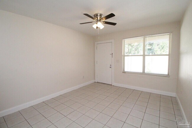 Foto del edificio - 13261 Lillian Hwy