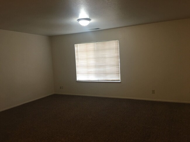 Foto del edificio - 1816-1776 N Reed Ave